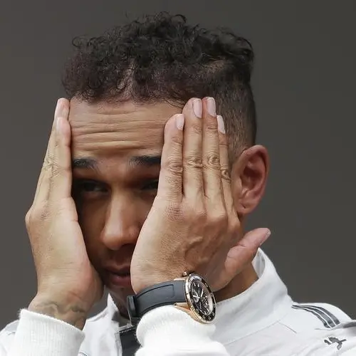 Motor racing-Mercedes see no need to lean on Hamilton and Rosberg after collision