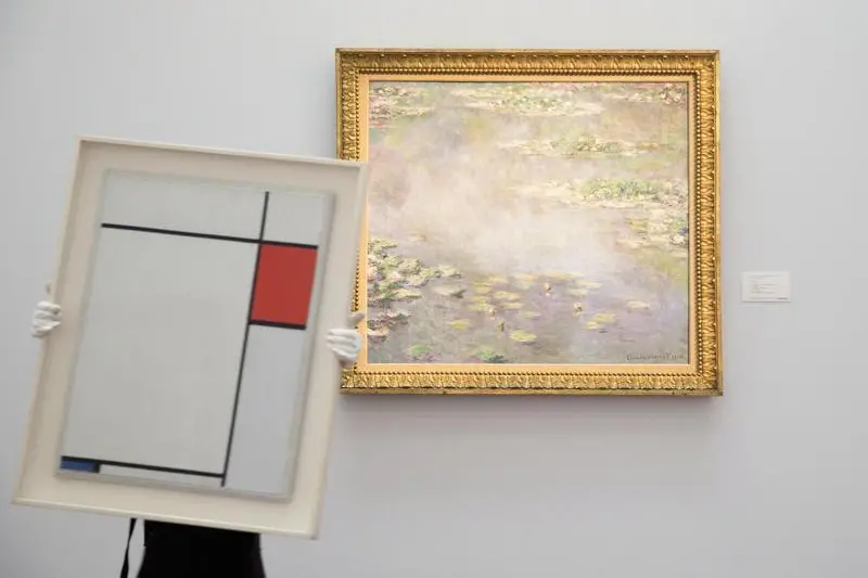 Reuters Images/Neil Hall 