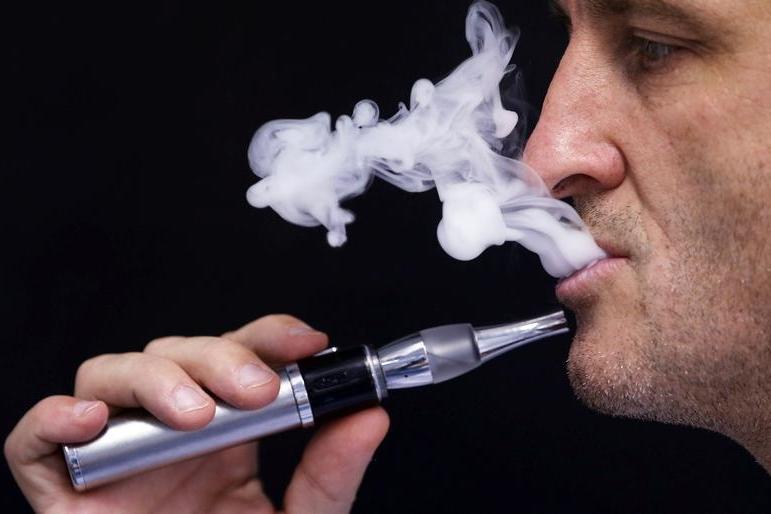 Stores in Dubai fined for selling e cigarettes vapes