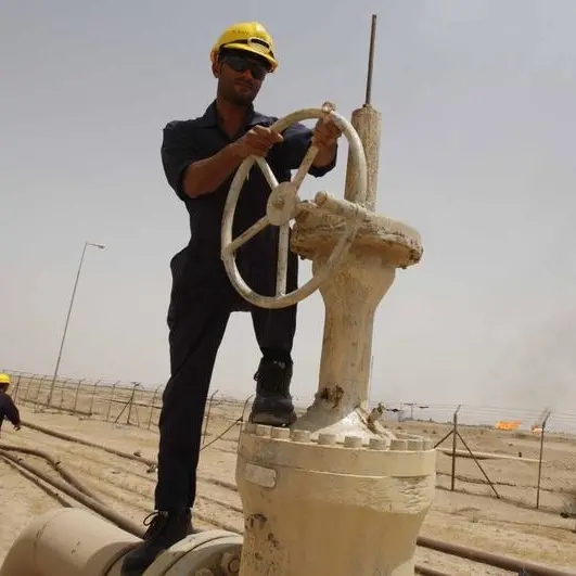 EXCLUSIVE-Iraq oil projects face delays as companies resist spending cuts
