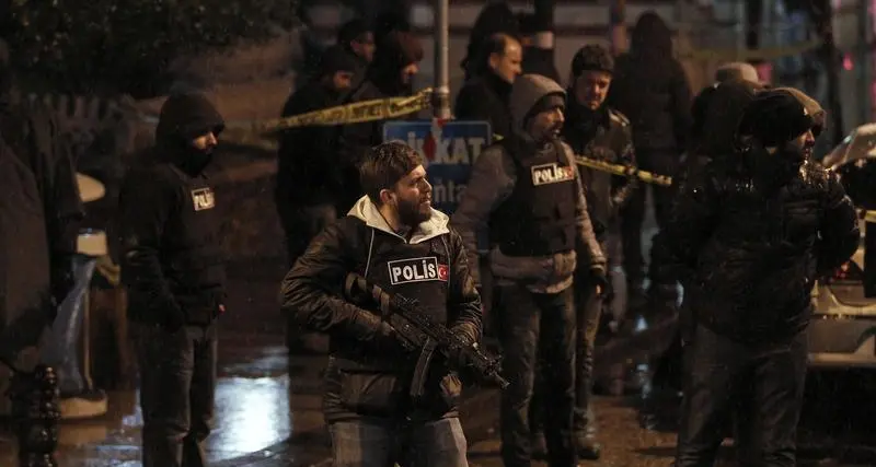 تركيا : مقتل وإصابة 76 شخصا في هجوم بسيارة مفخخة على مركز شرطة