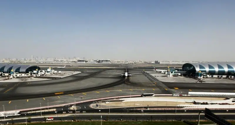 طائرات بدون طيار تغلق المجال الجوي لمطار دبي الدولي 69 دقيقة