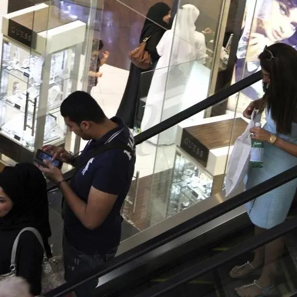 الهاتف النقال في الإمارات يشهد نمواً بنسبة 200%