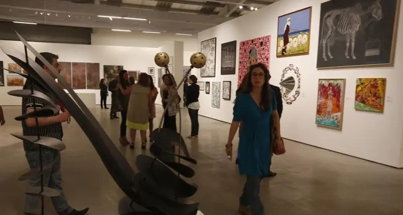 أكثر من مئة قطعة فنية في عالم التصميم الإيطالي تعرض في بيروت