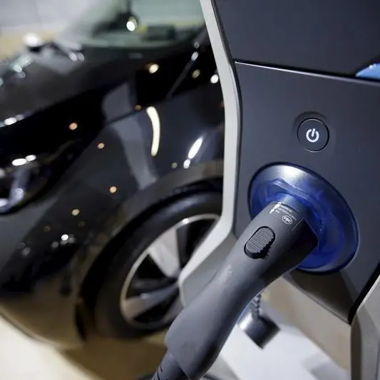 10% من سيارات دبي هجينة وكهربائية بحلول 2030