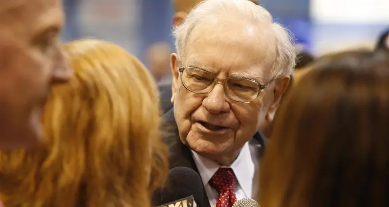 وارن بافت يكشف أن الفائز بالغداء معه مقابل 3.46 مليون دولار امرأة