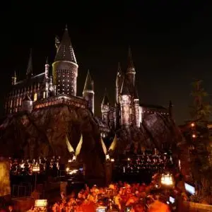 New Harry Potter play enchants fans in first preview