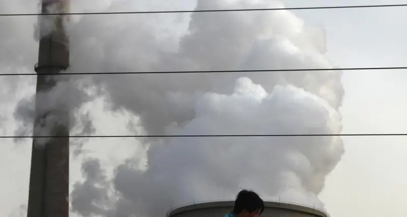تحالف «أكوا باور» يوقع اتفاقيتين مع هيئة كهرباء ومياه دبي لإنتاج الطاقة بتقنية الفحم النظيف