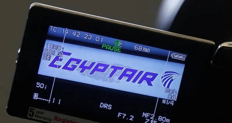 العثور على بقايا بشرية جديدة لضحايا الطائرة المصرية