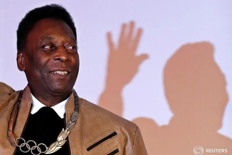 آلام العضلات قد تمنع بيليه من إشعال المرجل الاولمبي