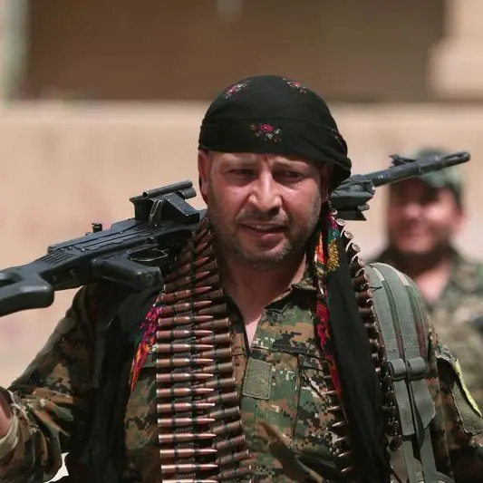وحدات حماية الشعب الكردية تشن هجوما لطرد الجيش السوري من الحسكة