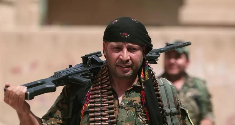 وحدات حماية الشعب الكردية تشن هجوما لطرد الجيش السوري من الحسكة