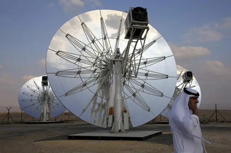 كهرباء دبي تدفع مسيرة الاستدامة بمشروعات في الطاقة المتجددة
