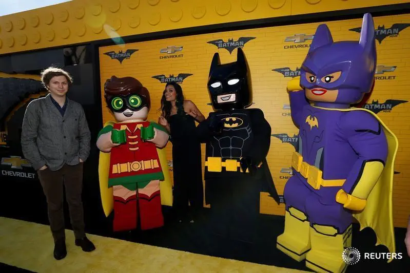 Lego Batman Movie' Cast - Meet the Voices of Batman, Robin, the