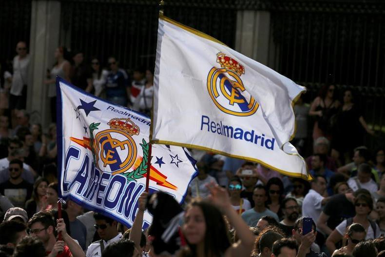 Real Madrid Flag Large -White/Blue - Real Madrid CF