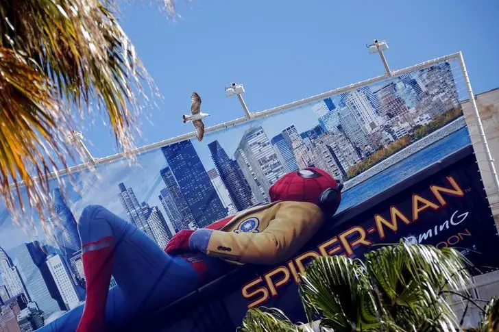 Reuters Images/Jean-Paul Pelissier