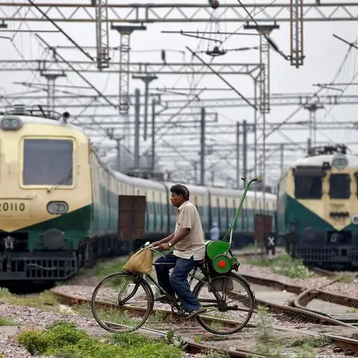 Death toll in India train crash rises to 13