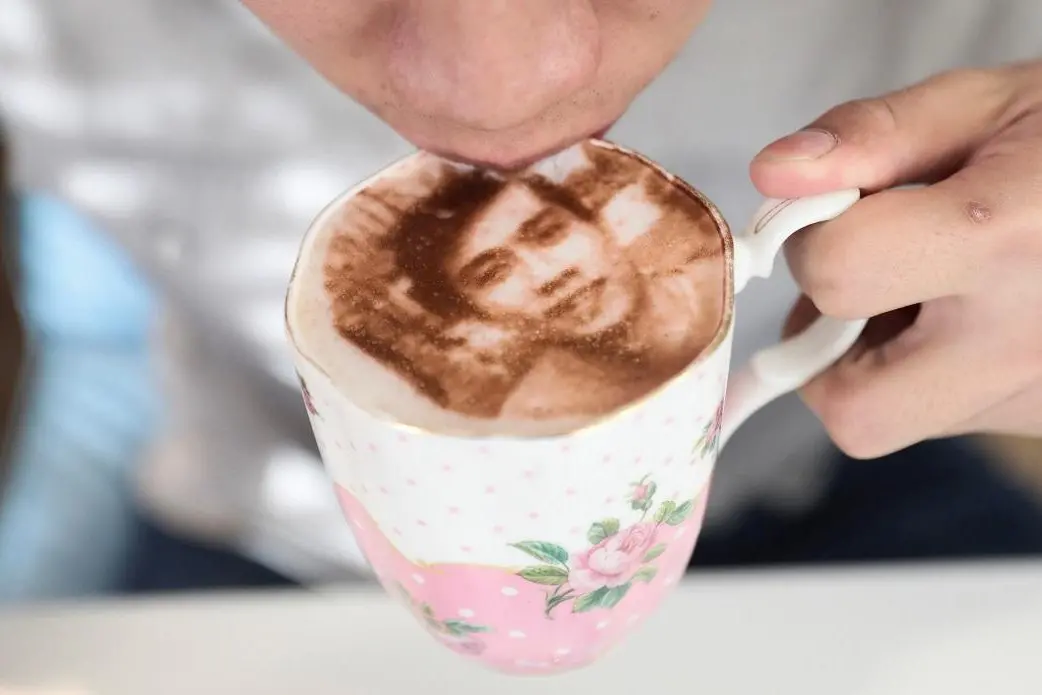 Reuters Images/Simon Dawson