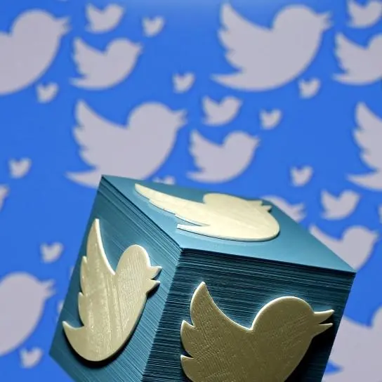تويتر تحذف أكثر من عشرة آلاف حساب نشرت رسائل لإثناء الأميركيين عن التصويت