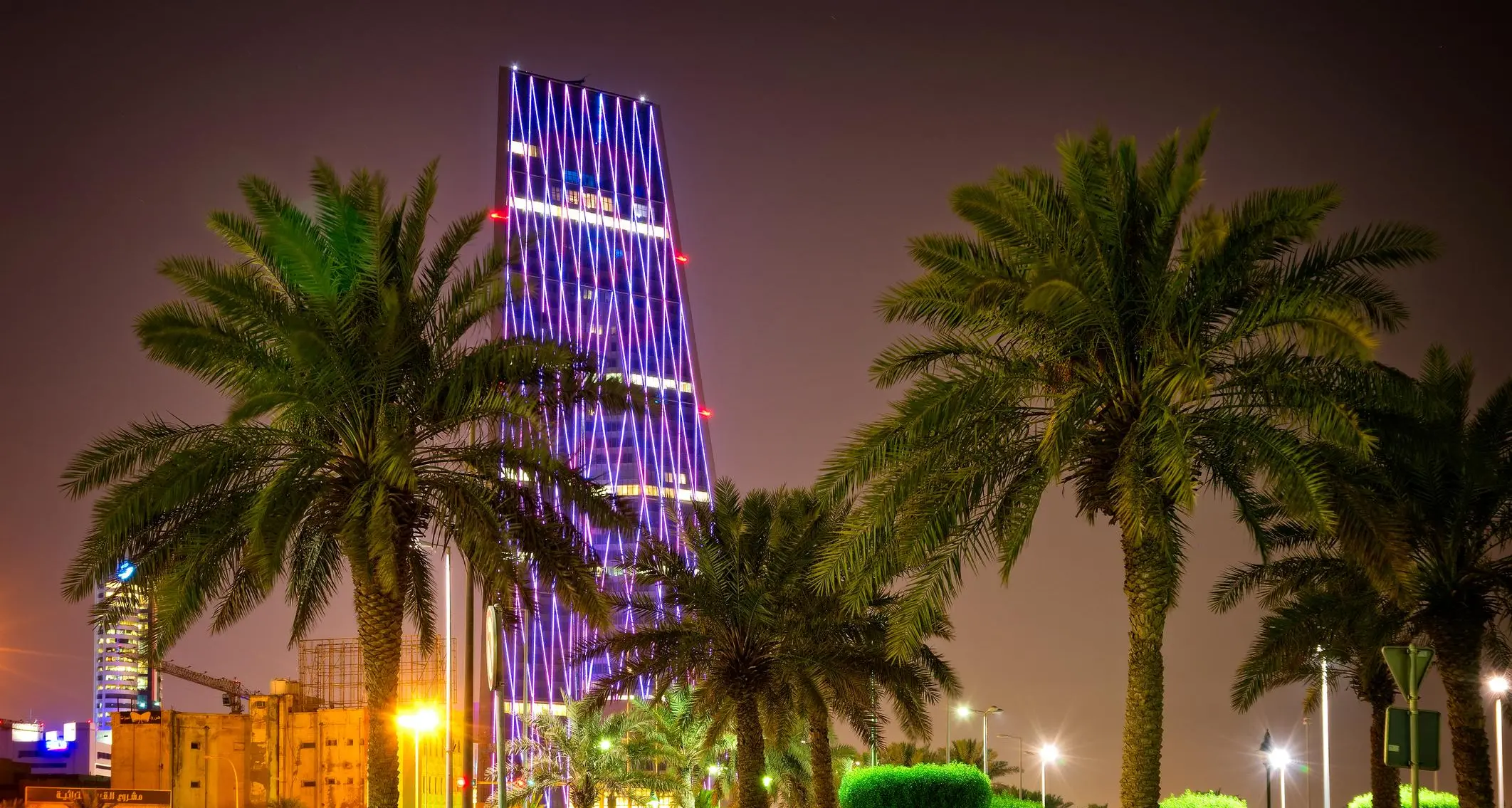 «الكويت المركزي» يطلب من البنوك جدولاً زمنياً لتوطين 70 في المئة من وظائف التنفيذيين