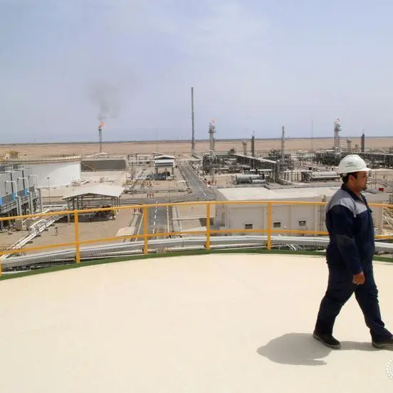 العراق يقول لا تأثير على العمليات النفطية بالرغم من دعوات للإضراب