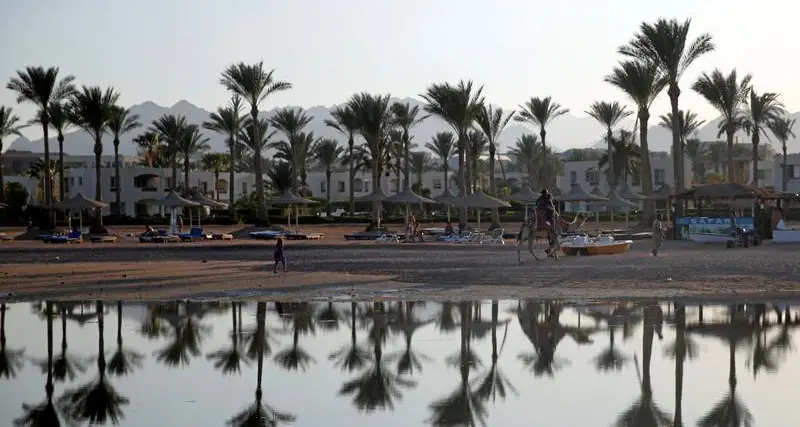 السلطات المصرية تتحفظ على ناقلة غاز ترفع علم ليبيريا بعد جنوحها في خليج العقبة