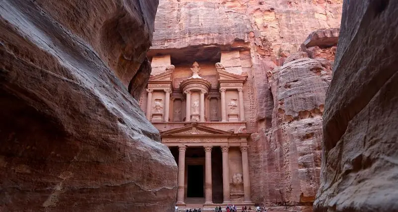 In Jordan number of tourists dropped in January-April 2024