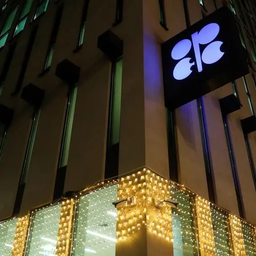 Oil prices stall ahead of U.S. stocks data, potential OPEC+ cuts