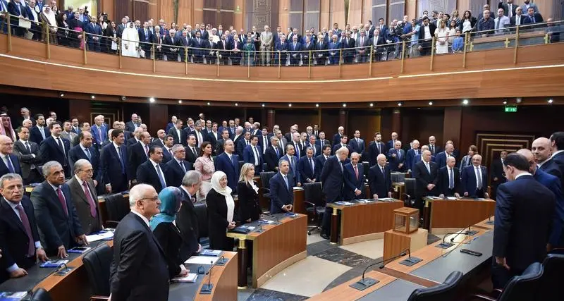 البرلمان اللبناني يستكمل مناقشة الموازنة وانتقادات لخلوّها من خطة اقتصادية