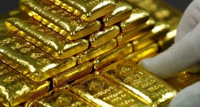 الذهب ينزل لأدنى مستوى فيما يزيد عن أسبوع بعد بيانات صينية قوية