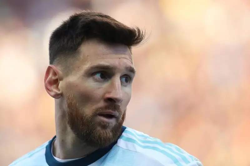 Soccer Football - Copa America Brazil 2019 - Third Place Play Off - Argentina v Chile - Arena Corinthians, Sao Paulo, Brazil - July 6, 2019   Argentina\\'s Lionel Messi reacts after being shown a red card by referee Mario Diaz de Vivar. , Reuters Images/Amanda Perobelli 