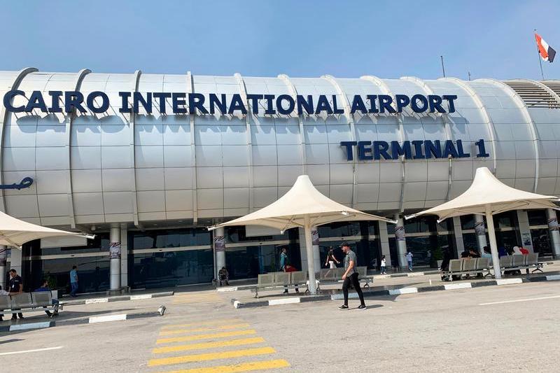 El-Sisi reviews plans to upgrade Egyptian airports amid regional conflict