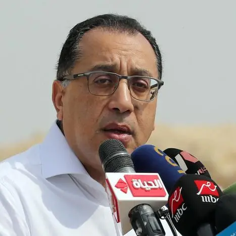 Egypt's PM inspects development work at Giza Plateau entrance