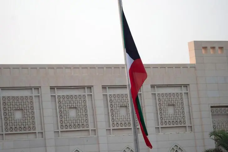 شركة أسيكو للصناعات الكويتية تبيع أراضي بالإمارات لسداد ديون