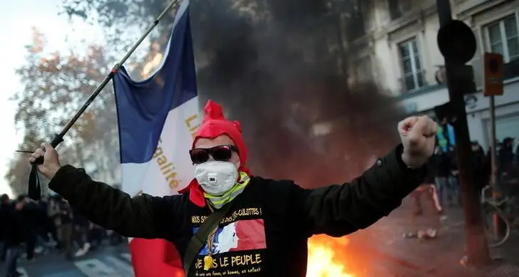 لماذا يأجج قانون الأمن الشامل الفرنسي الاحتجاجات ويثير الانتقادات؟