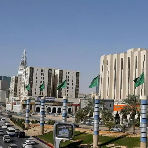 الأغذية تقود تحول في ضغوط الأسعار بالسعودية رغم استقرار التضخم عند 1.8%