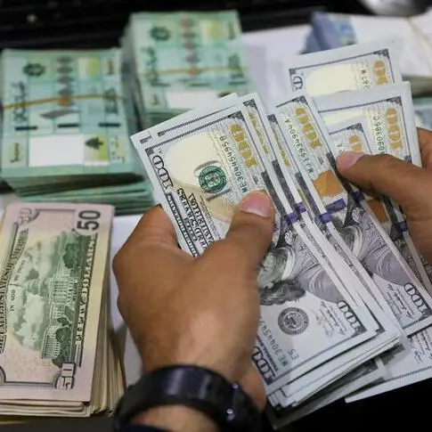 الدولار يتخطى مستوى 69 جنيه مصري في السوق الموازي لبعض المتعاملين خارج مصر