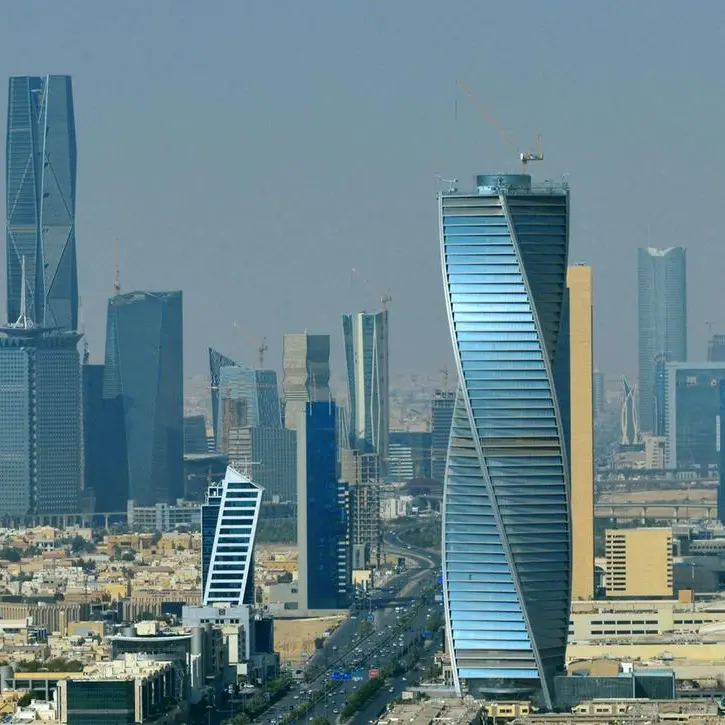 كيف كان تعافي القطاع الخاص غير النفطي بالسعودية، الإمارات ومصر في مارس؟