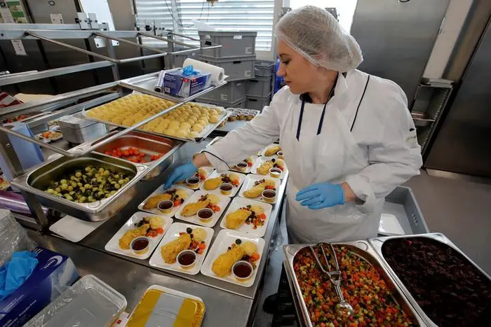 Reuters Images/Arnd Wiegmann