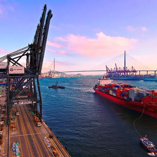 UAE's non-oil foreign trade to hit $1.1trln by 2027, says report