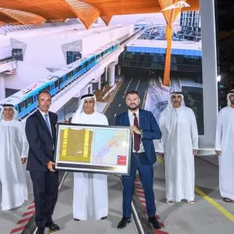طرق دبي تعلن تسلم (كيوليس ام اتش اي) مهام تشغيل وصيانة مترو وترام دبي